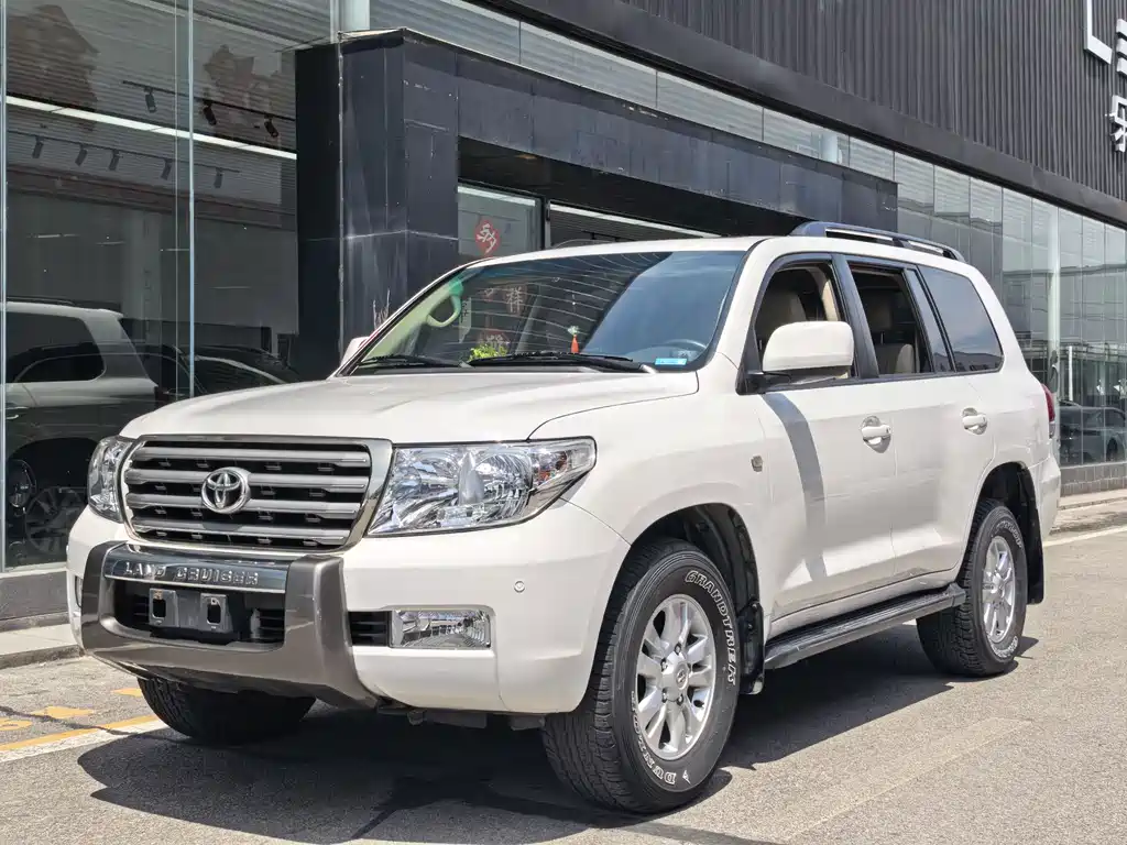 Toyota Land Cruiser 2012