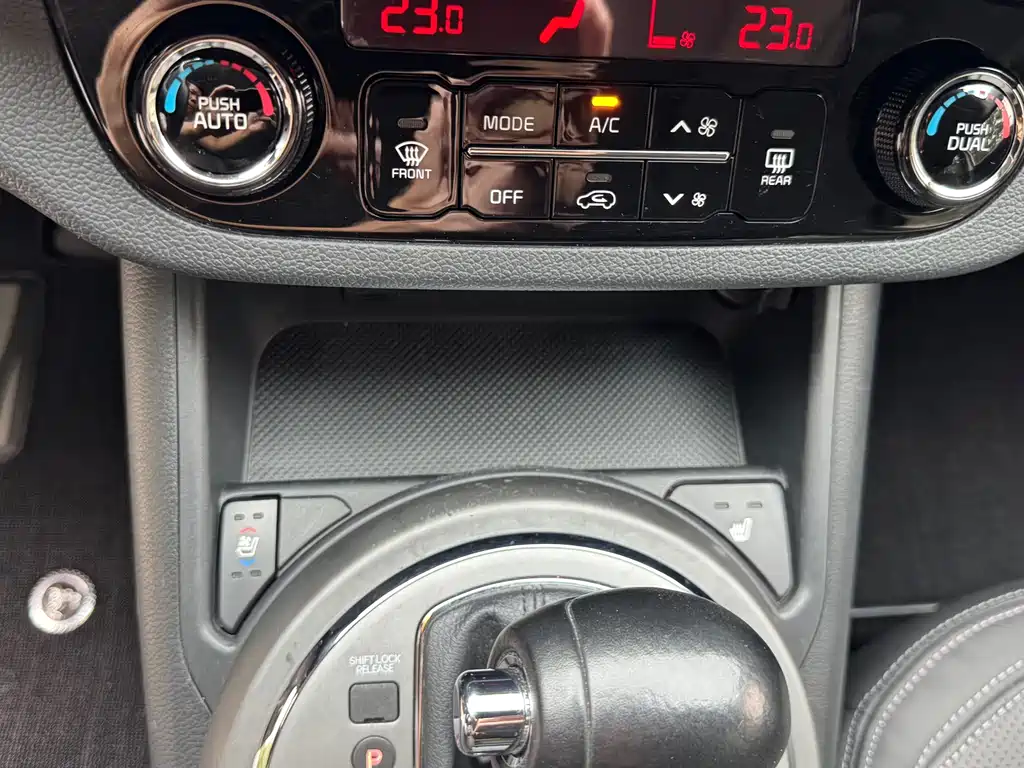 Kia Sportage — миниатюра 12