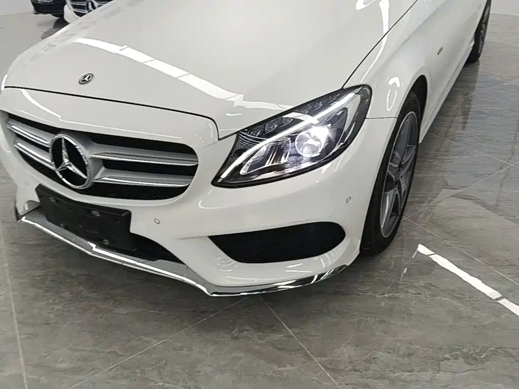 Mercedes-Benz C-Class — миниатюра 24