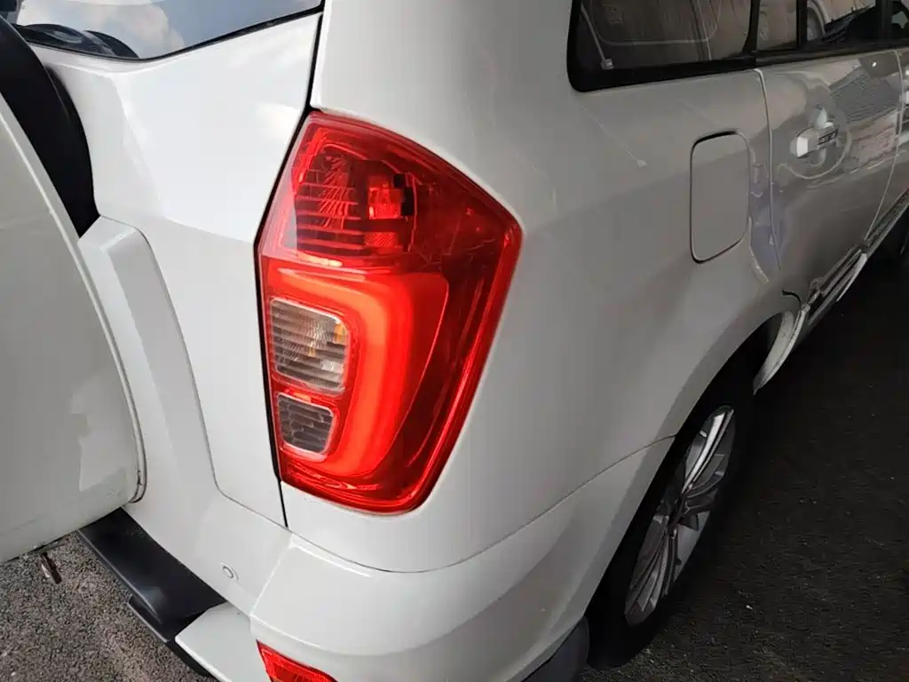 Chery Tiggo 3 3 2016 1.6L MT