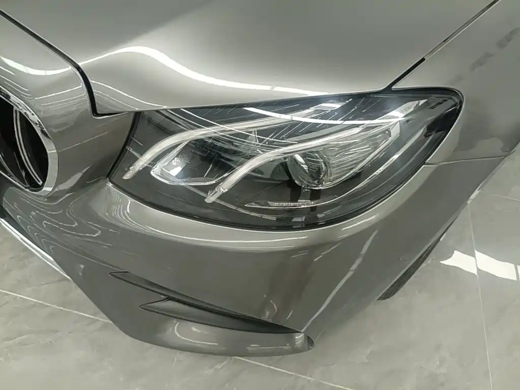 Mercedes-Benz E-Class — миниатюра 24