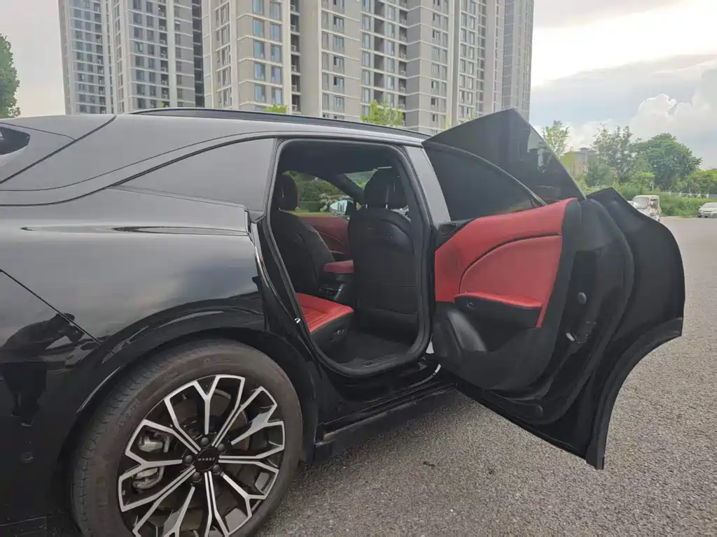 Zeekr Крайний Криптон 007 GT — миниатюра 10