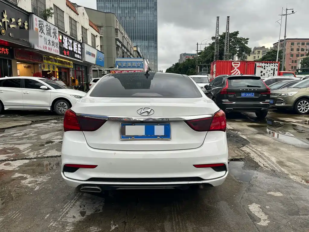 Hyundai Mistra — миниатюра 5
