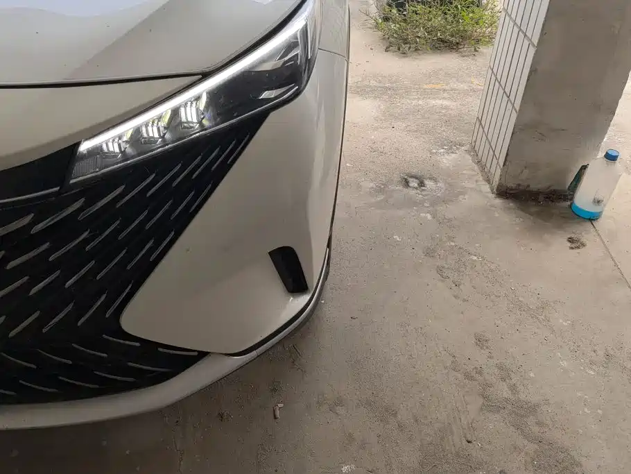 Roewe RX5 — миниатюра 5