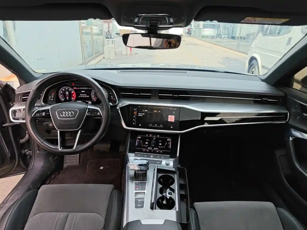 Audi A6L — миниатюра 10