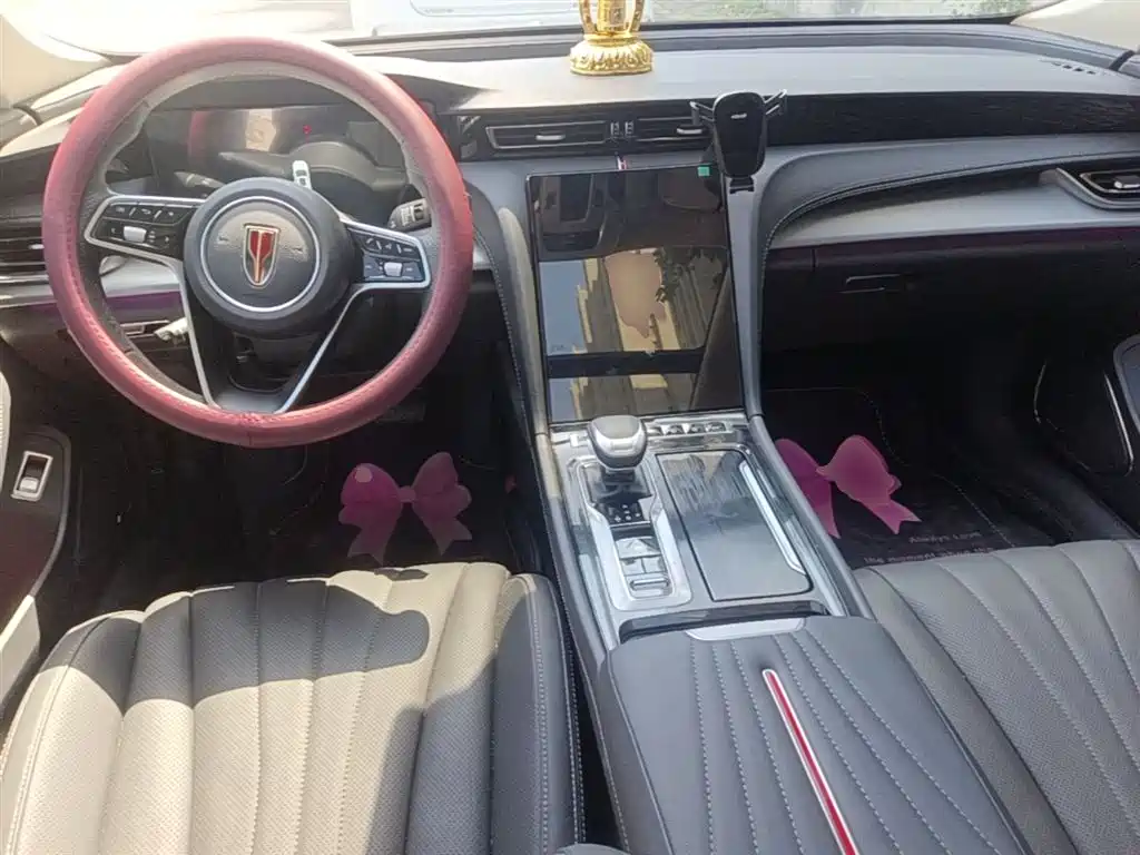 Hongqi H5 2024 2.0T AT