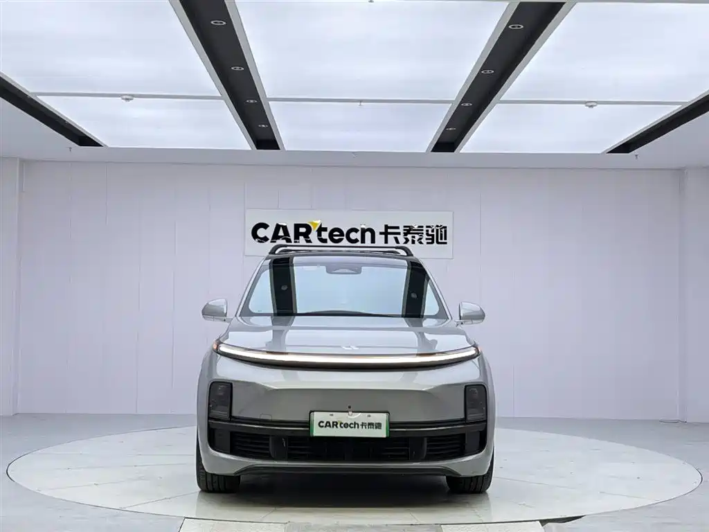Li Auto L8 2024 Pro