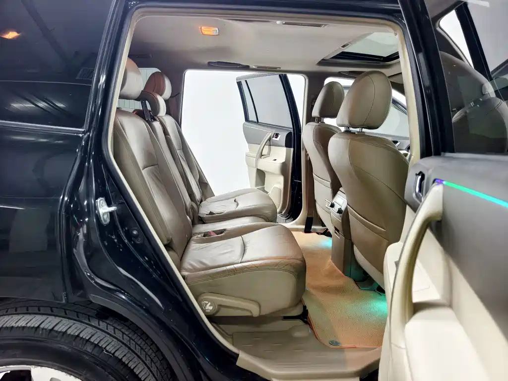 Toyota Highlander — миниатюра 16