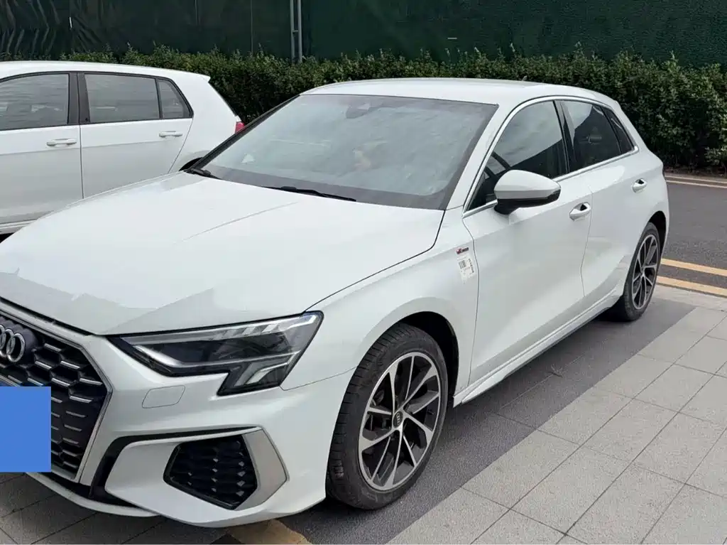 Audi A3 2023 Sportback 35 TFSI Progressive Supreme Elegant Type