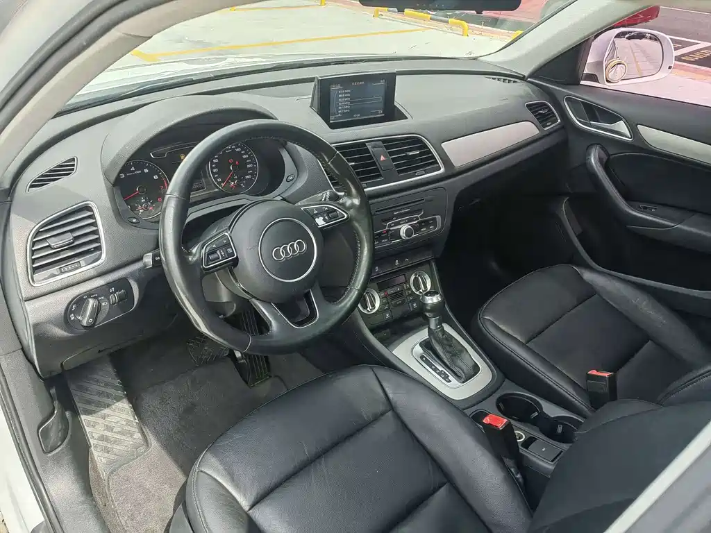 Audi Q3 — миниатюра 2
