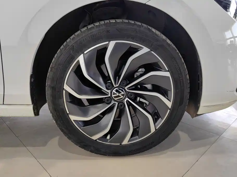 Volkswagen Golf — миниатюра 6