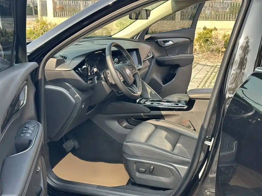 Buick Envision Plus Plus 2022 Plus 652T мест Luxury