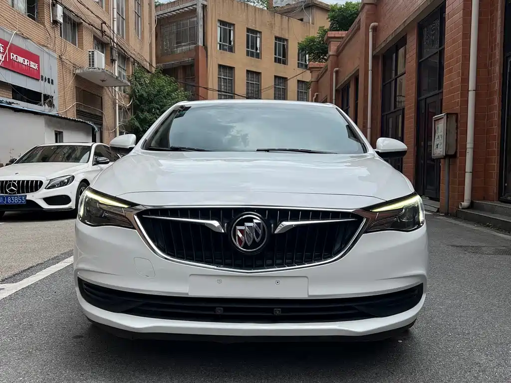 Buick Excelle — миниатюра 3