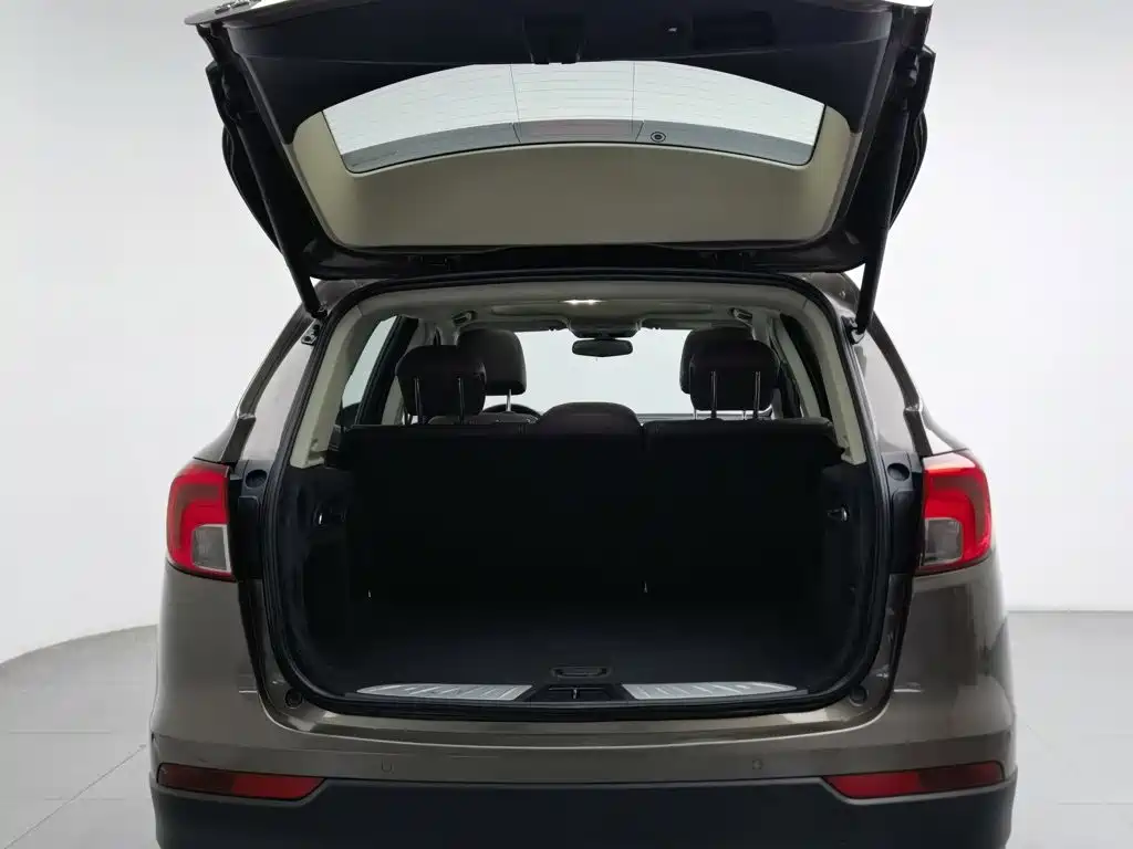 Buick Envision Plus — миниатюра 16