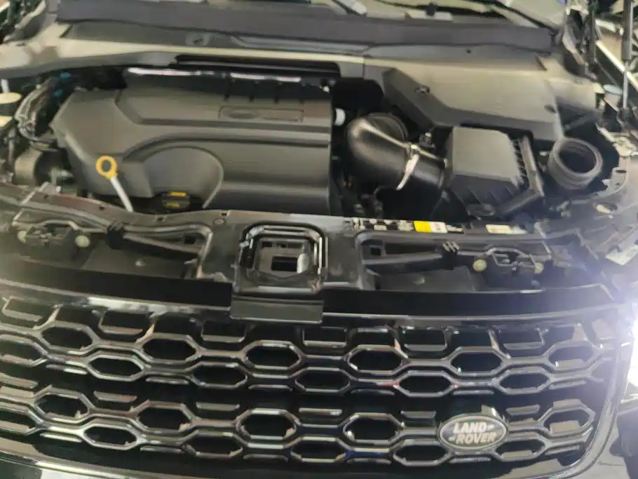 Land Rover Discovery Sport — миниатюра 10