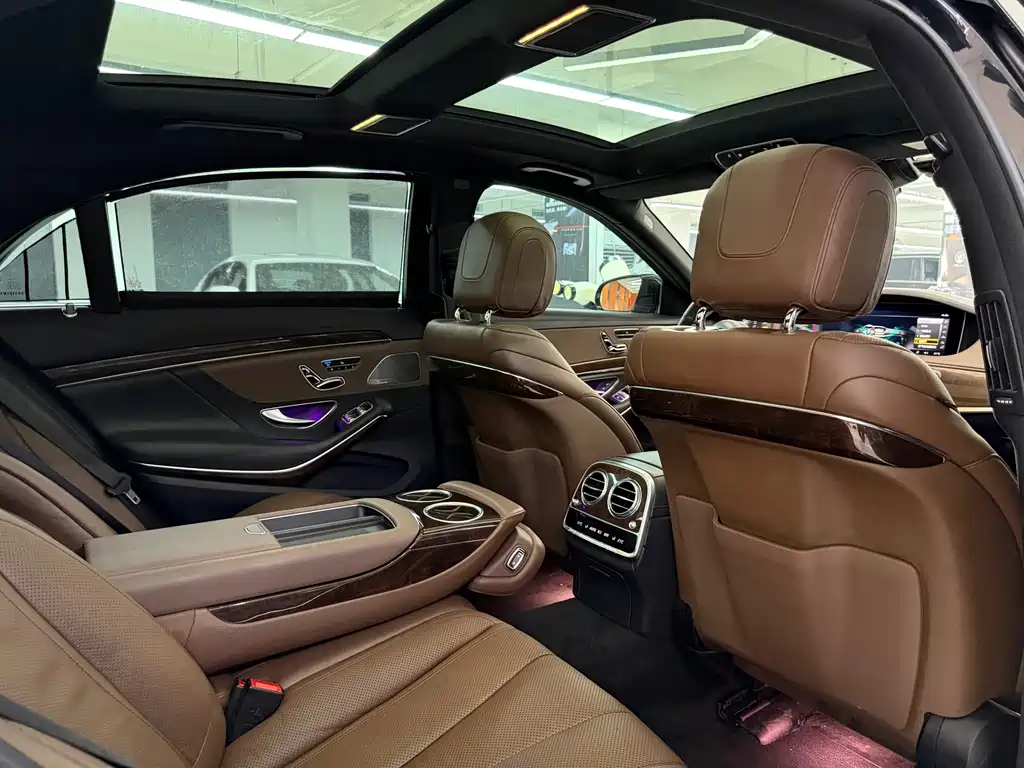 Mercedes-Benz S-Class — миниатюра 8