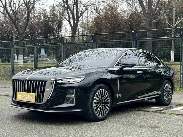 2025 Hongqi H5
