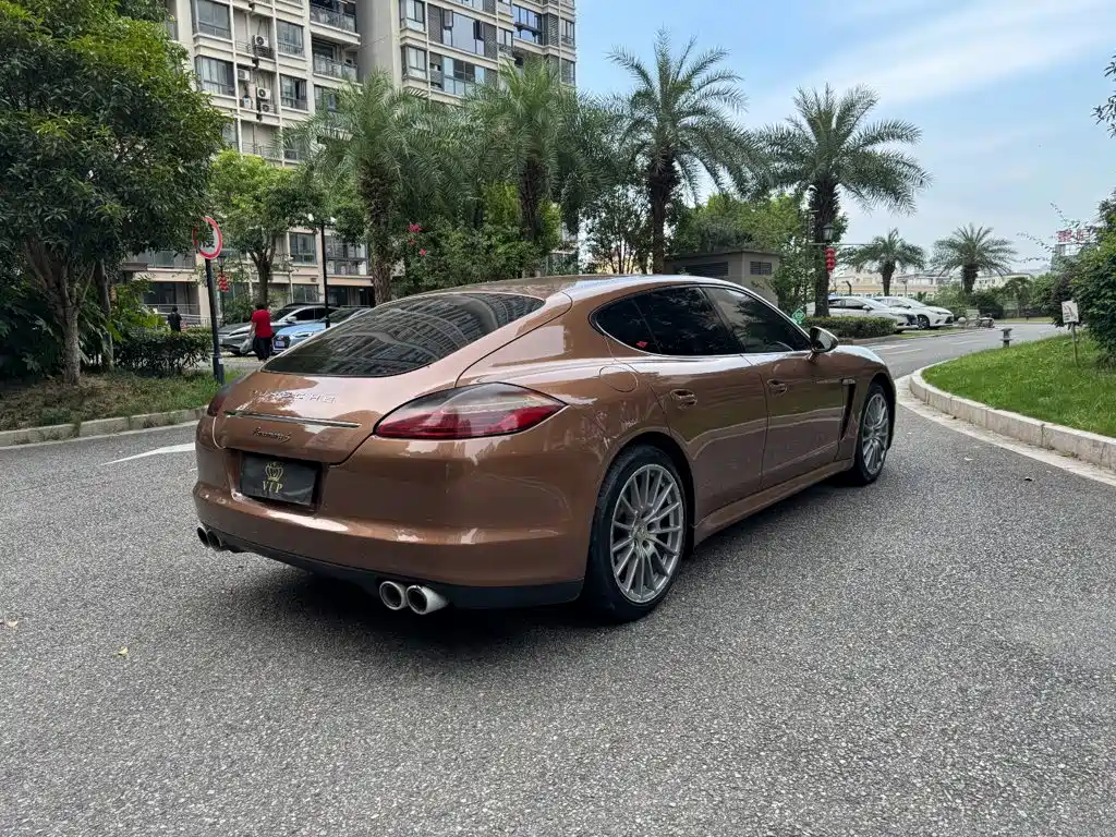 Porsche Panamera — миниатюра 6
