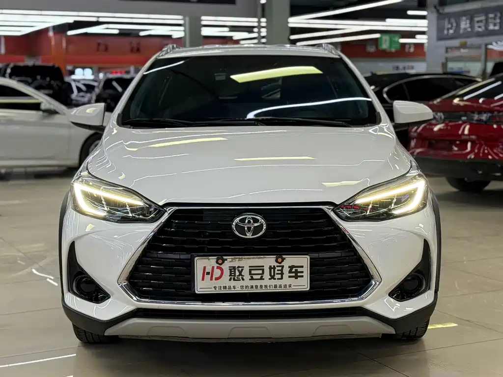 TOYOTA YARIS L ZHIXUAN