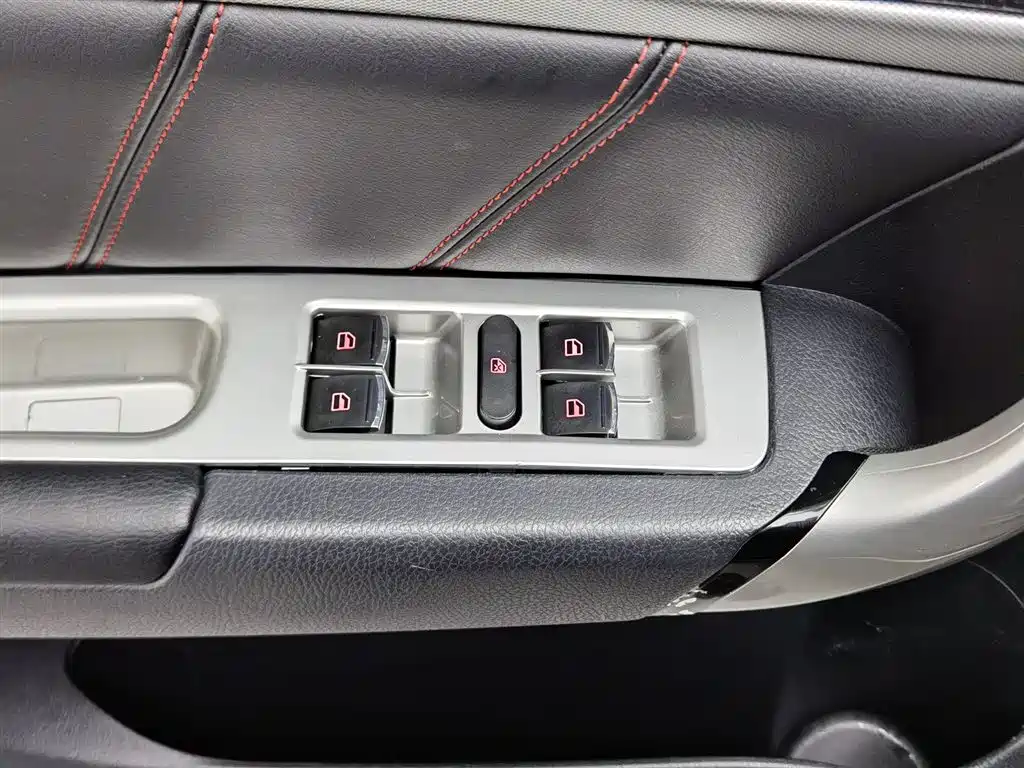 Haval H6 2015 Sport 1.5T AT Luxury