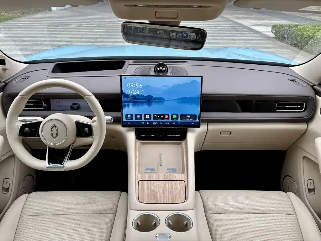 AITO AITO M6 — миниатюра 8