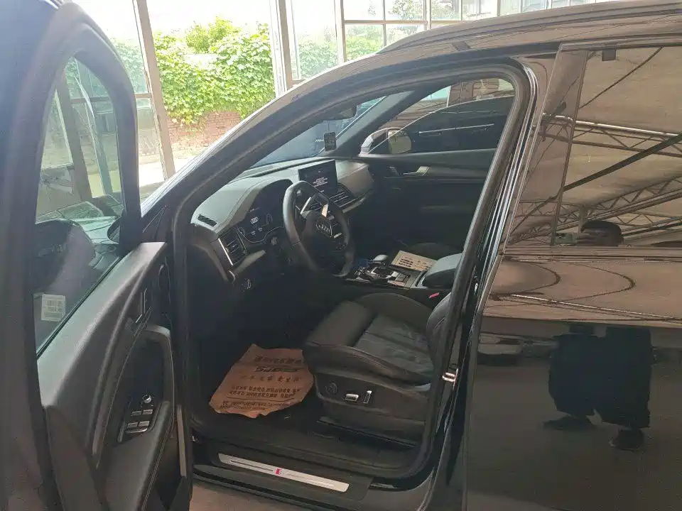 Audi Q5L — миниатюра 3