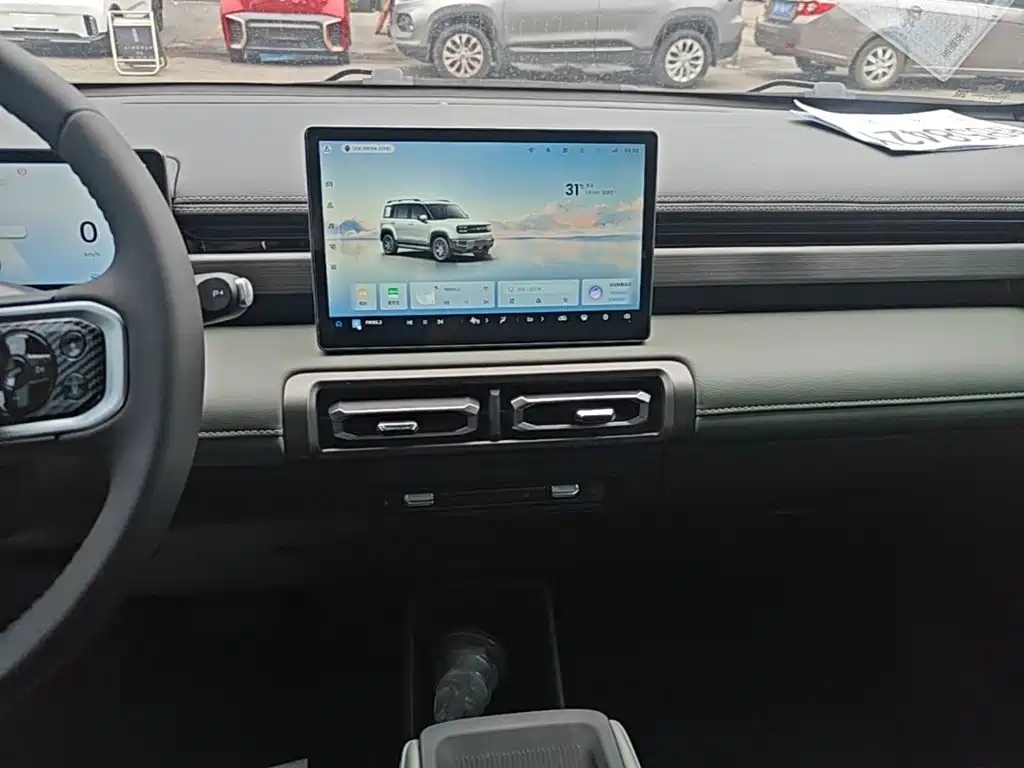 Baojun Yueye Plus — миниатюра 13