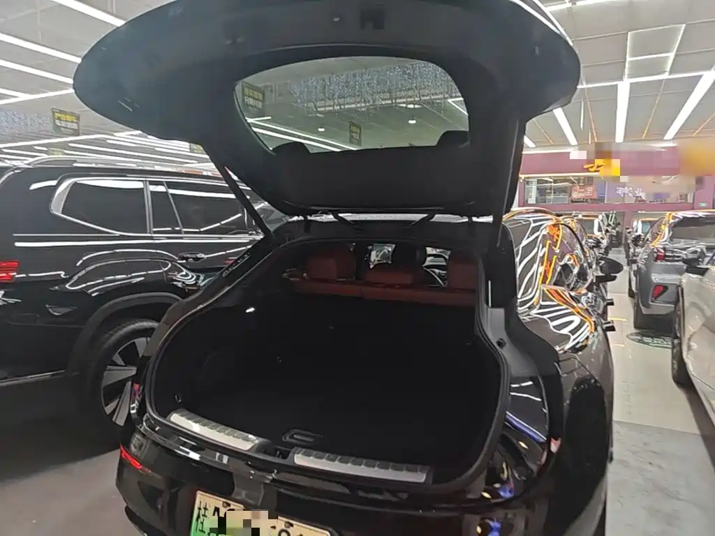 Zeekr 007GT — миниатюра 19