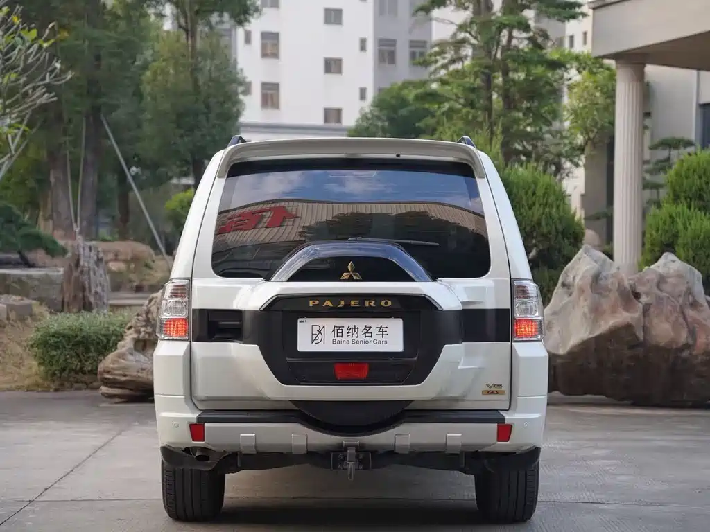 Mitsubishi V93 2020 3.0L