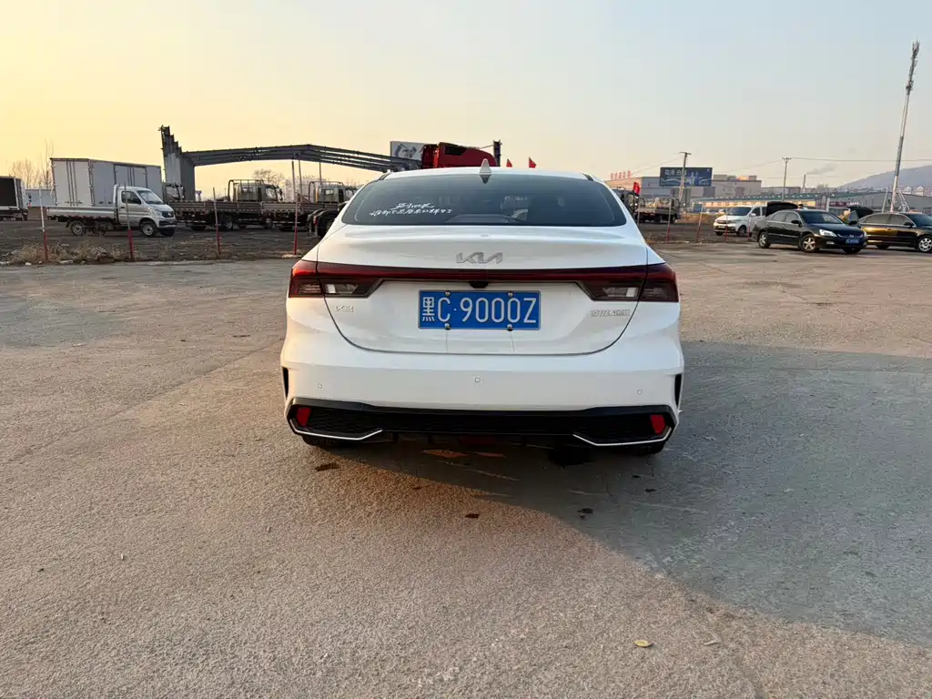 Kia K3 2023 1.5L CVT Luxury