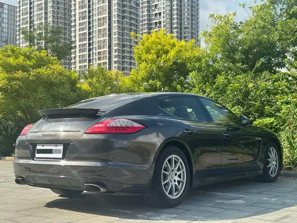 Porsche Panamera — миниатюра 6