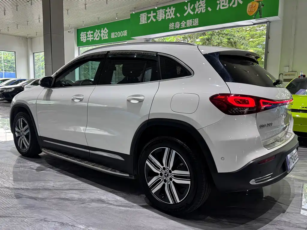 Mercedes-Benz EQA — миниатюра 23