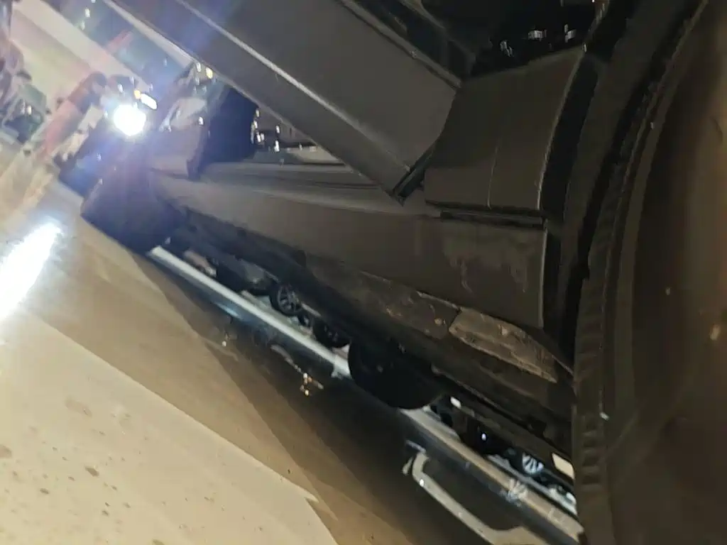 Porsche Cayenne Hybrid — миниатюра 21