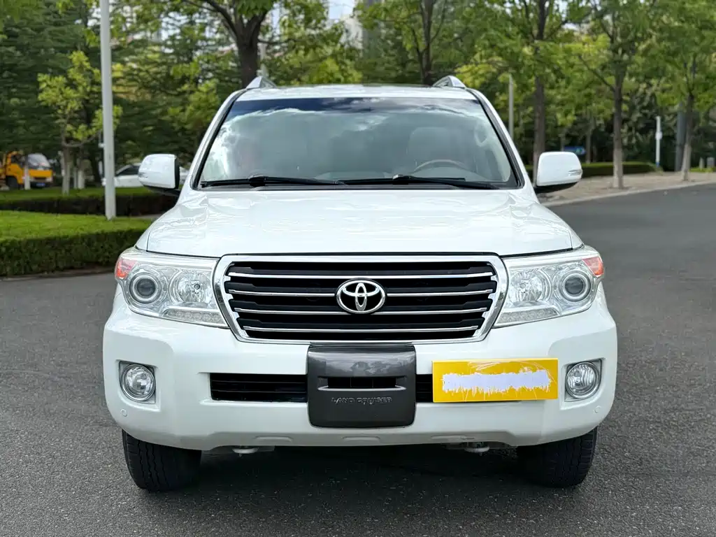 Toyota Land Cruiser — миниатюра 2