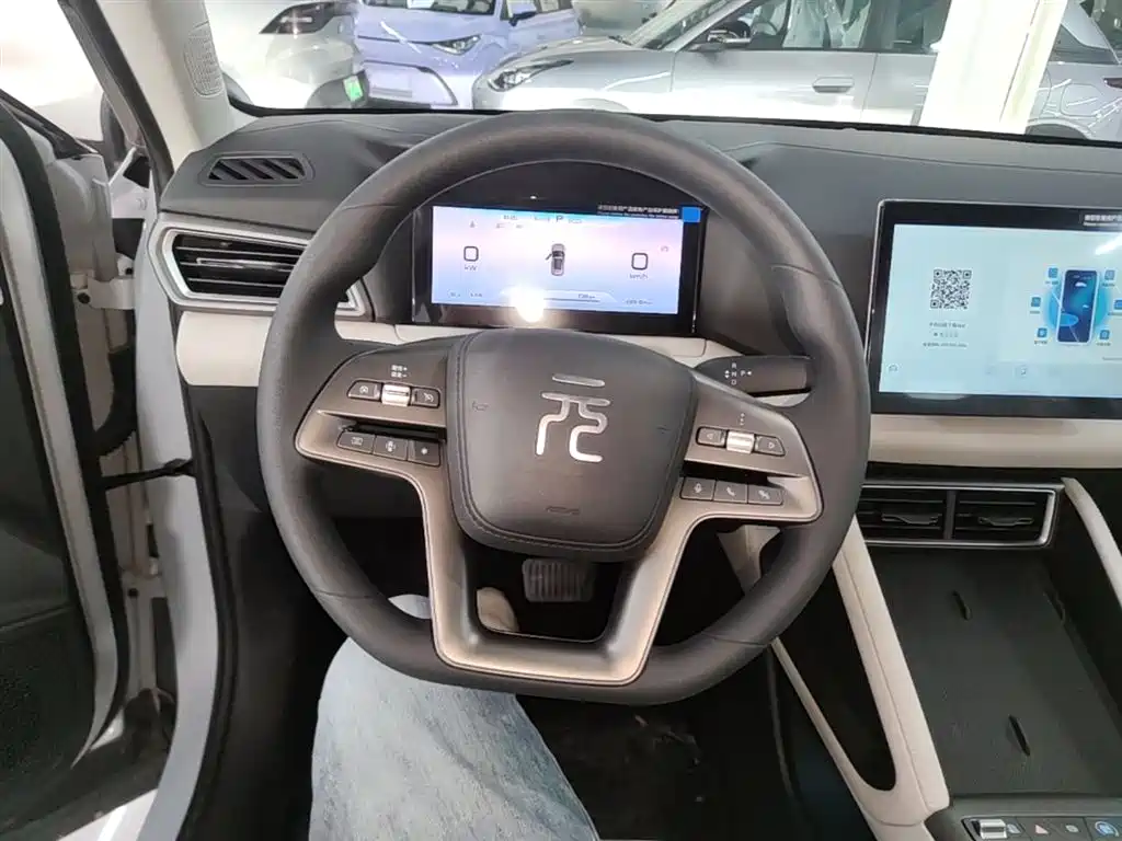 BYD Yuan Up UP 2025 301KM