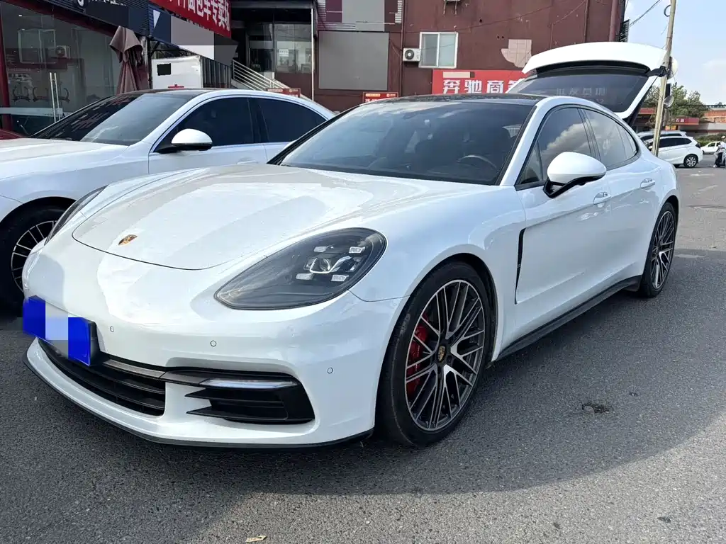 Porsche Panamera 2018