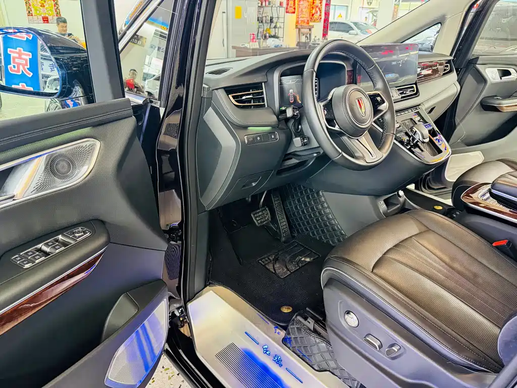 Hongqi Hongqi HQ9 — миниатюра 4