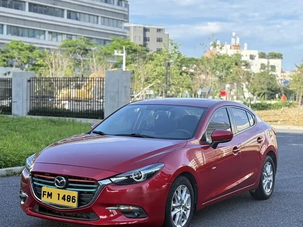 Купить Mazda 3 Axela