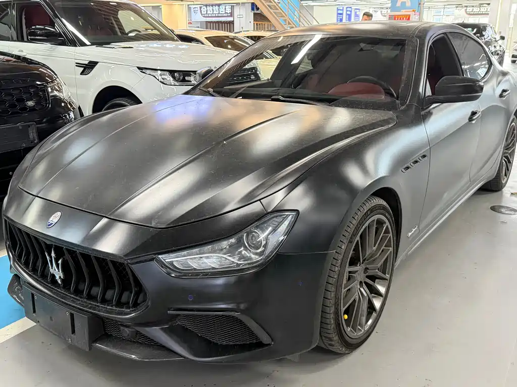 Купить Maserati Ghibli