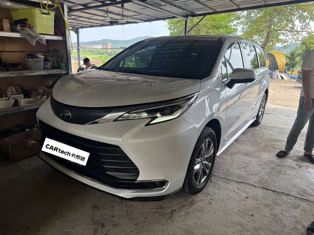 Toyota Sienna