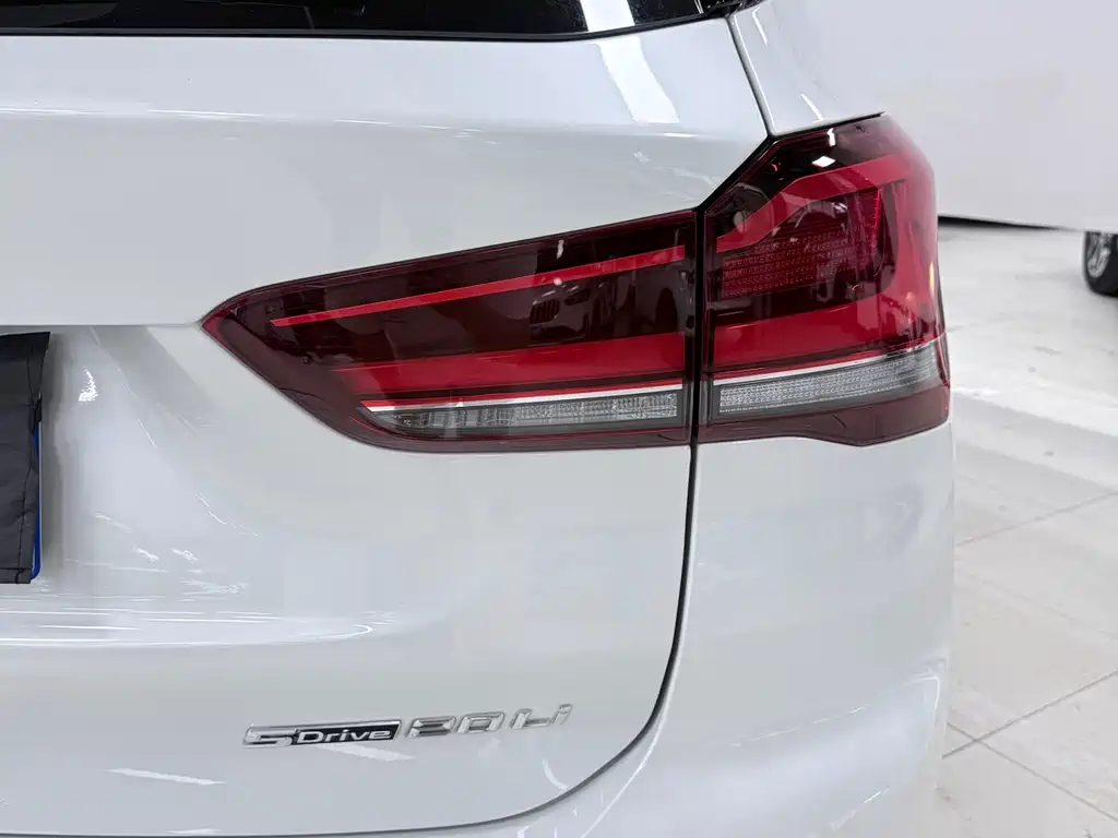 BMW X1 2022 sDrive20Li Fashion