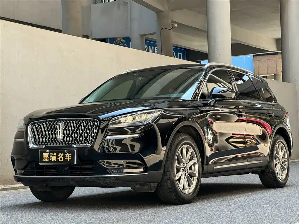 Купить Lincoln Corsair