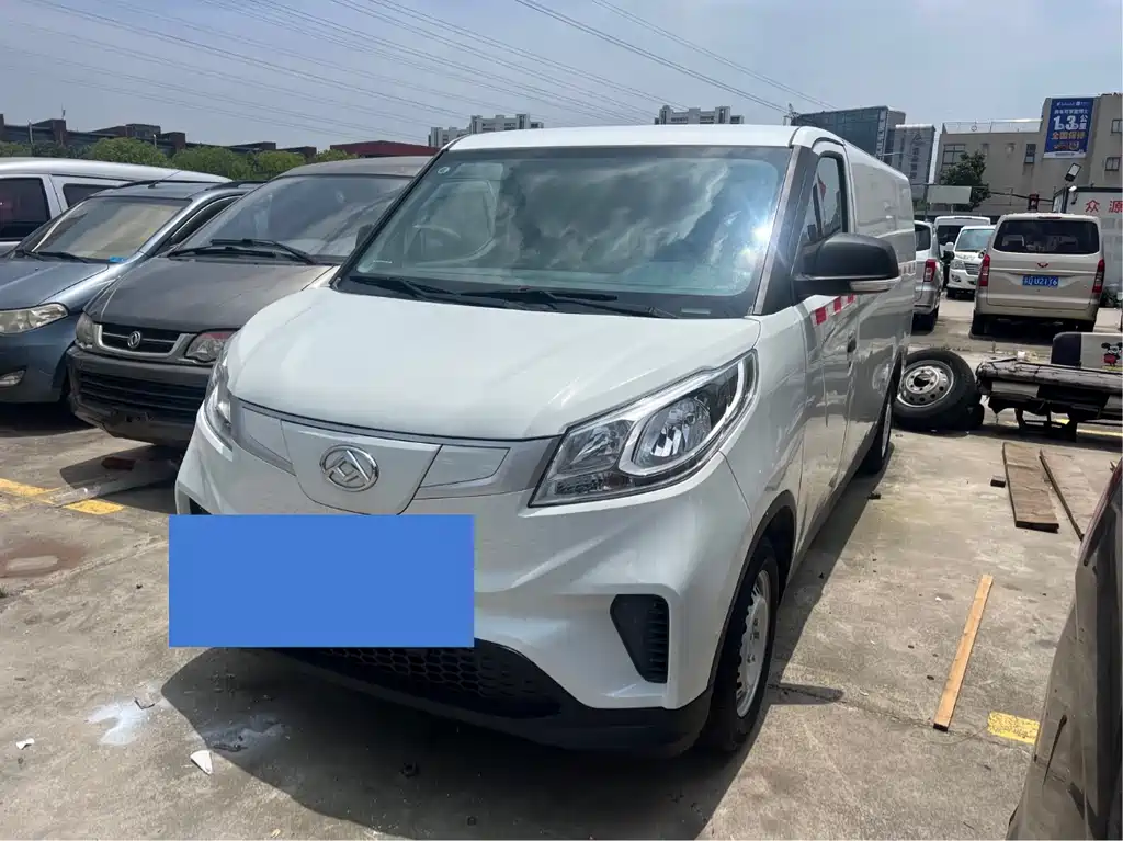Maxus EV30