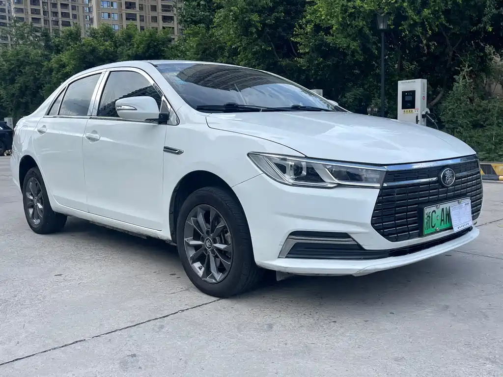 BYD Qin NEV — миниатюра 3