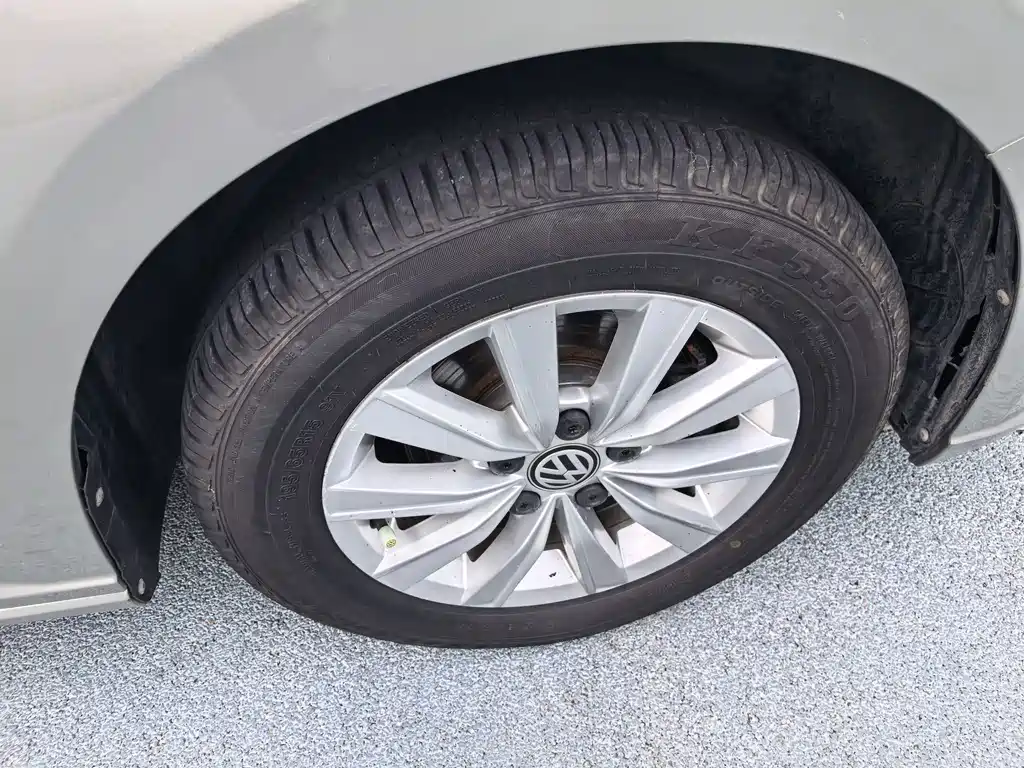 Volkswagen Lavida — миниатюра 13