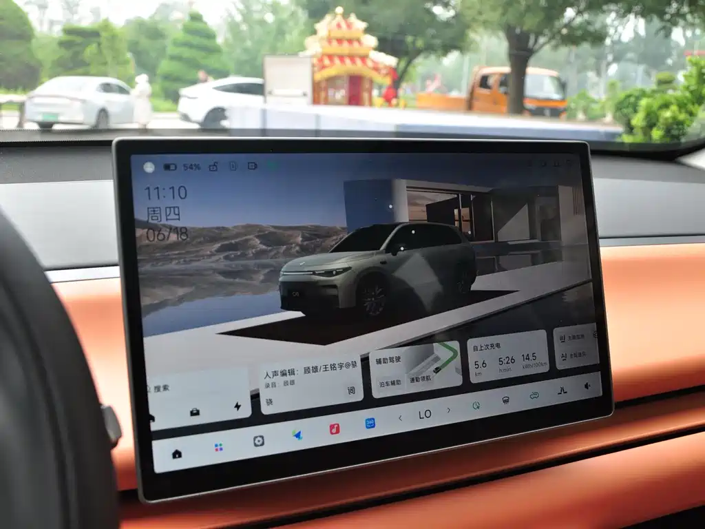 Leapmotor Leapmotor C10 — миниатюра 10