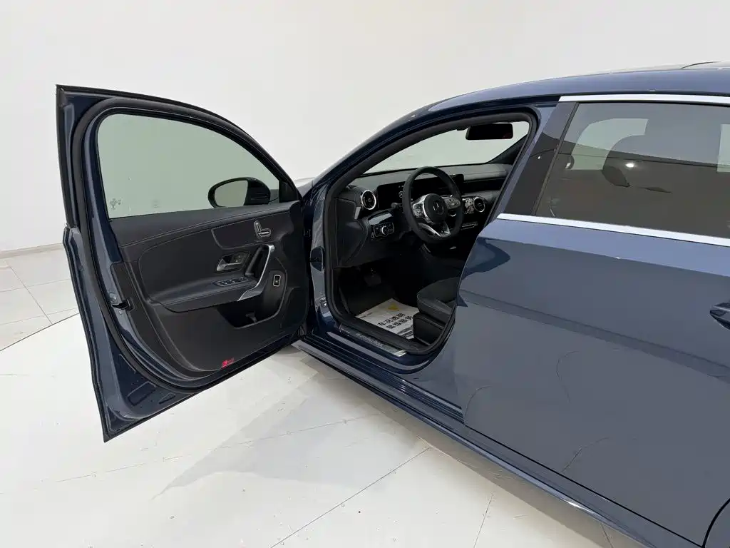 Mercedes-Benz A-Class — миниатюра 28
