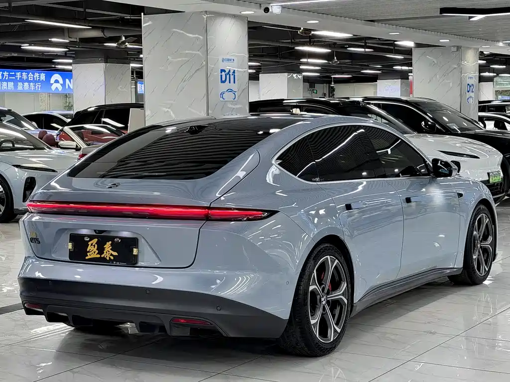 NIO NIO ET5