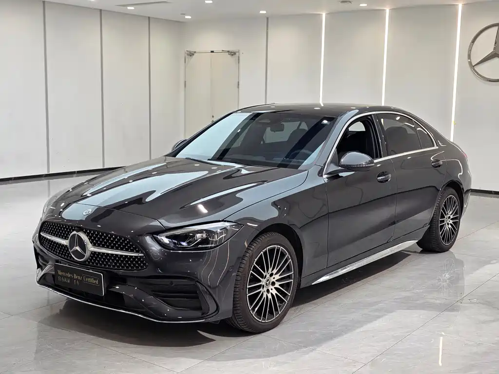 Mercedes-Benz C-Class 2024