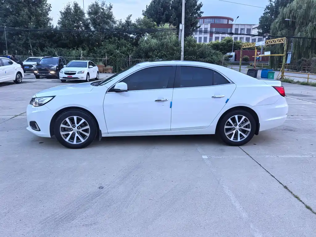 Chevrolet Malibu — миниатюра 4